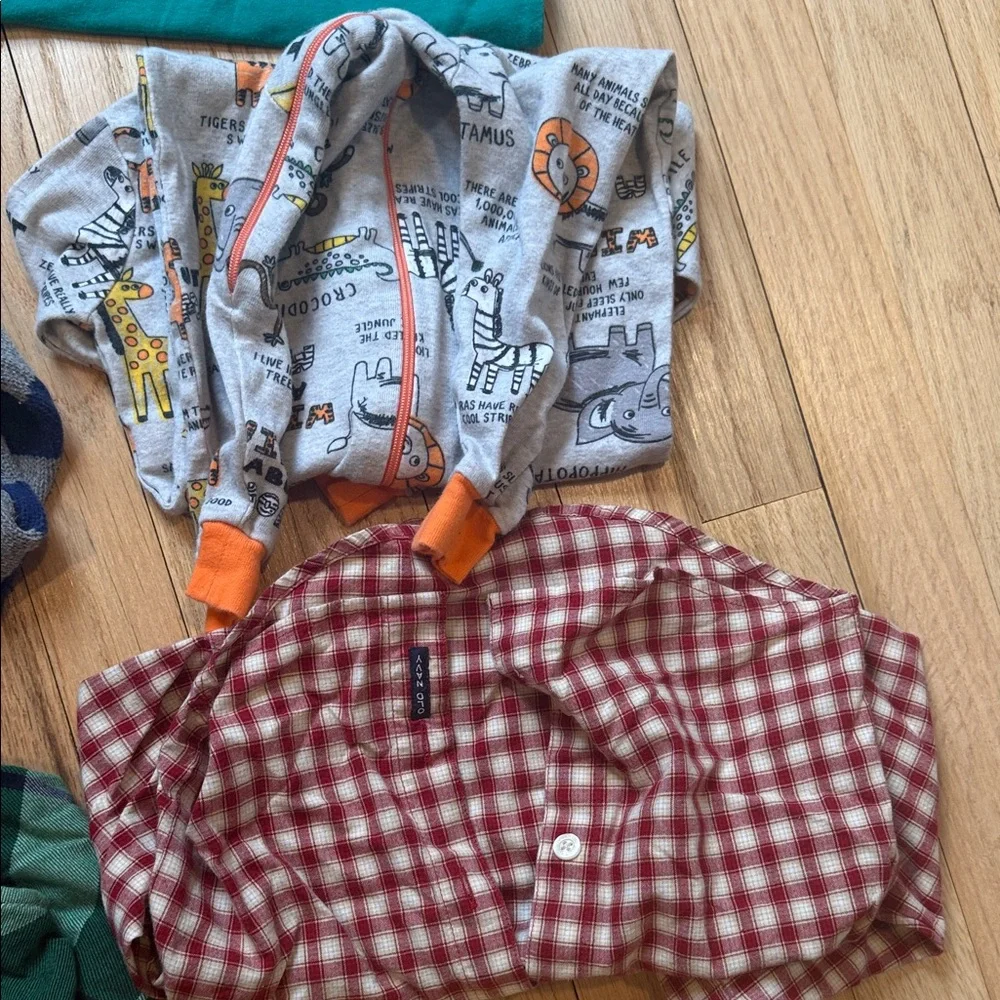Bundle of Tops & PJ Set Green, Yellow, Plaid children’s place Gap Old Navy baby